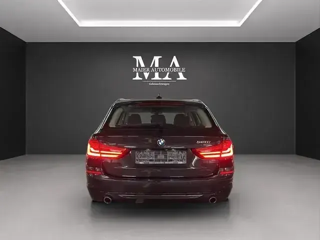Używany BMW 520 Performance 184 KM (135 kW) 2018 Czarny Sedan/Limuzyna