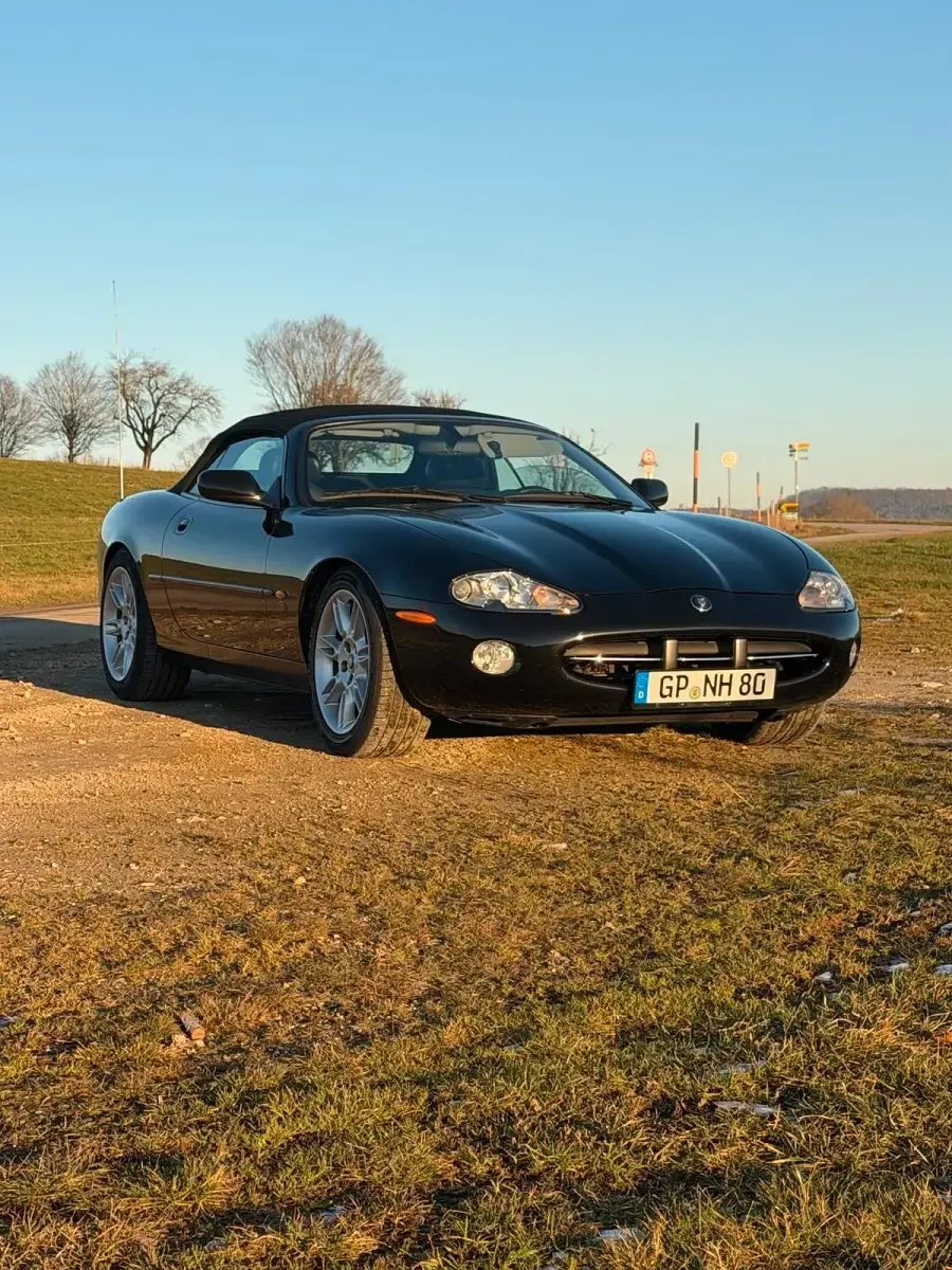 Gebraucht Jaguar XK8 289 PS (212 kW) 2000 Schwarz Cabrio