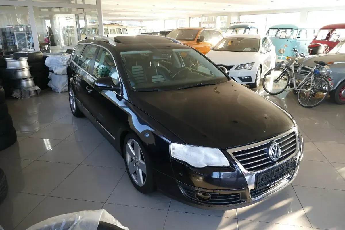 Gebraucht VW Passat 250 PS (183 kW) 2008 Schwarz Kombi