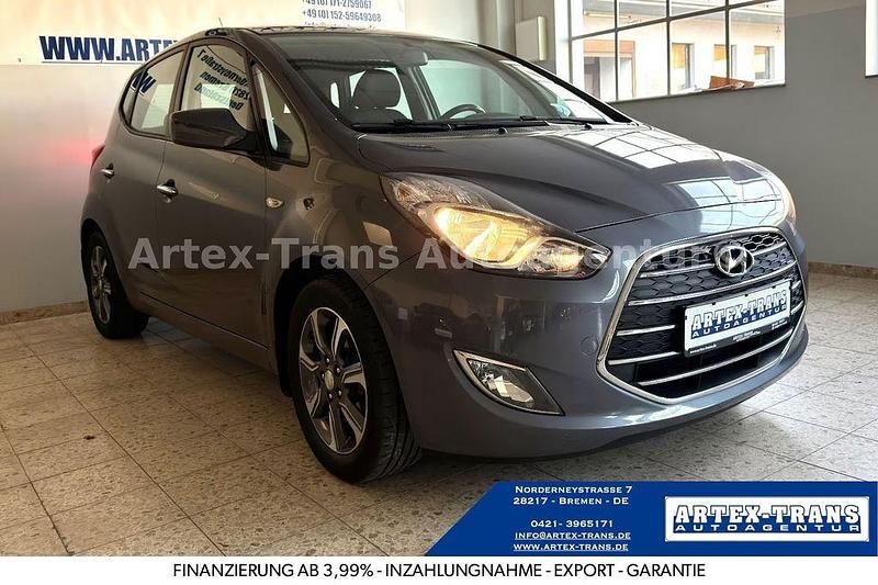 Grau Gebraucht 2016 Hyundai ix20 Style Kleinwagen | 8.990 € (Fairer Preis) - Bild 1/4