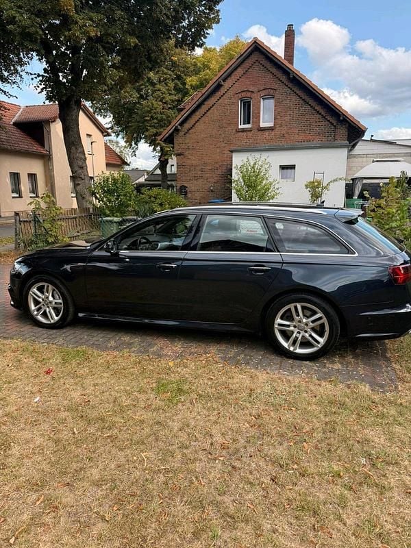 Schwarz Gebraucht 2017 Audi A6 Kombi | 21.500 € (Superpreis) - Bild 1/4