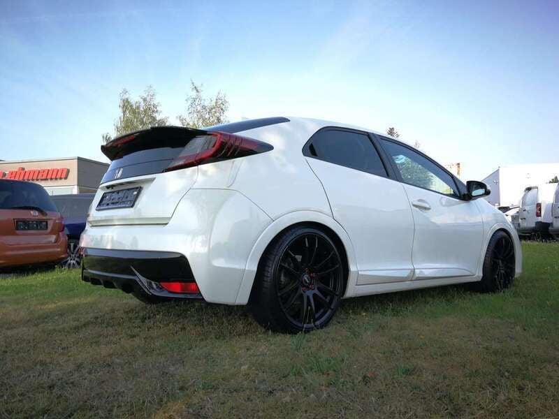 White orchid p. Gebraucht 2015 Honda Civic Elegance Kleinwagen | 14.390 € (Teuer) - Bild 1/4
