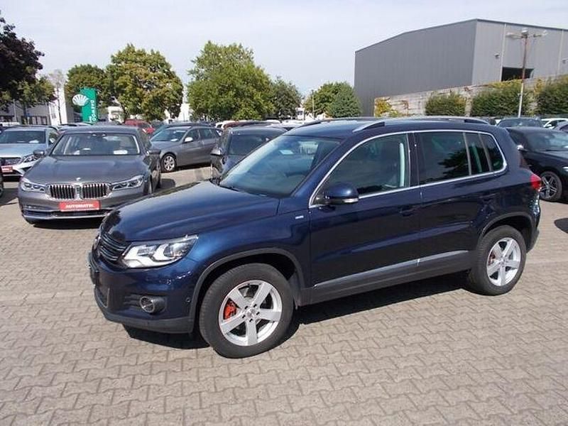 Blau Gebraucht 2014 VW Tiguan Sport SUV | 14.800 € (Fairer Preis) - Bild 1/4