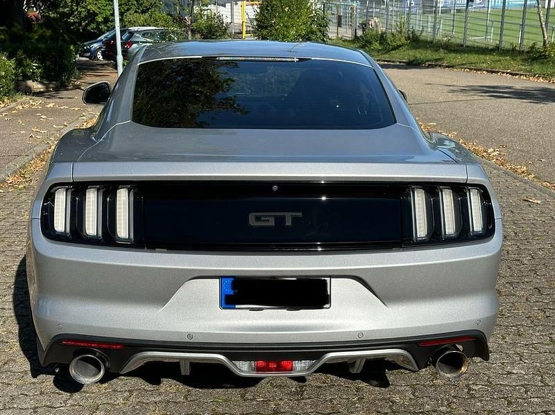 Gebraucht Ford Mustang GT 480 PS (353 kW) 2016 Silber Coupé