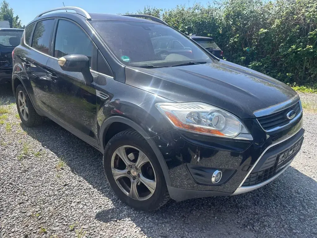 Gebraucht Ford Kuga Titanium 163 PS (119 kW) 2010 Schwarz SUV