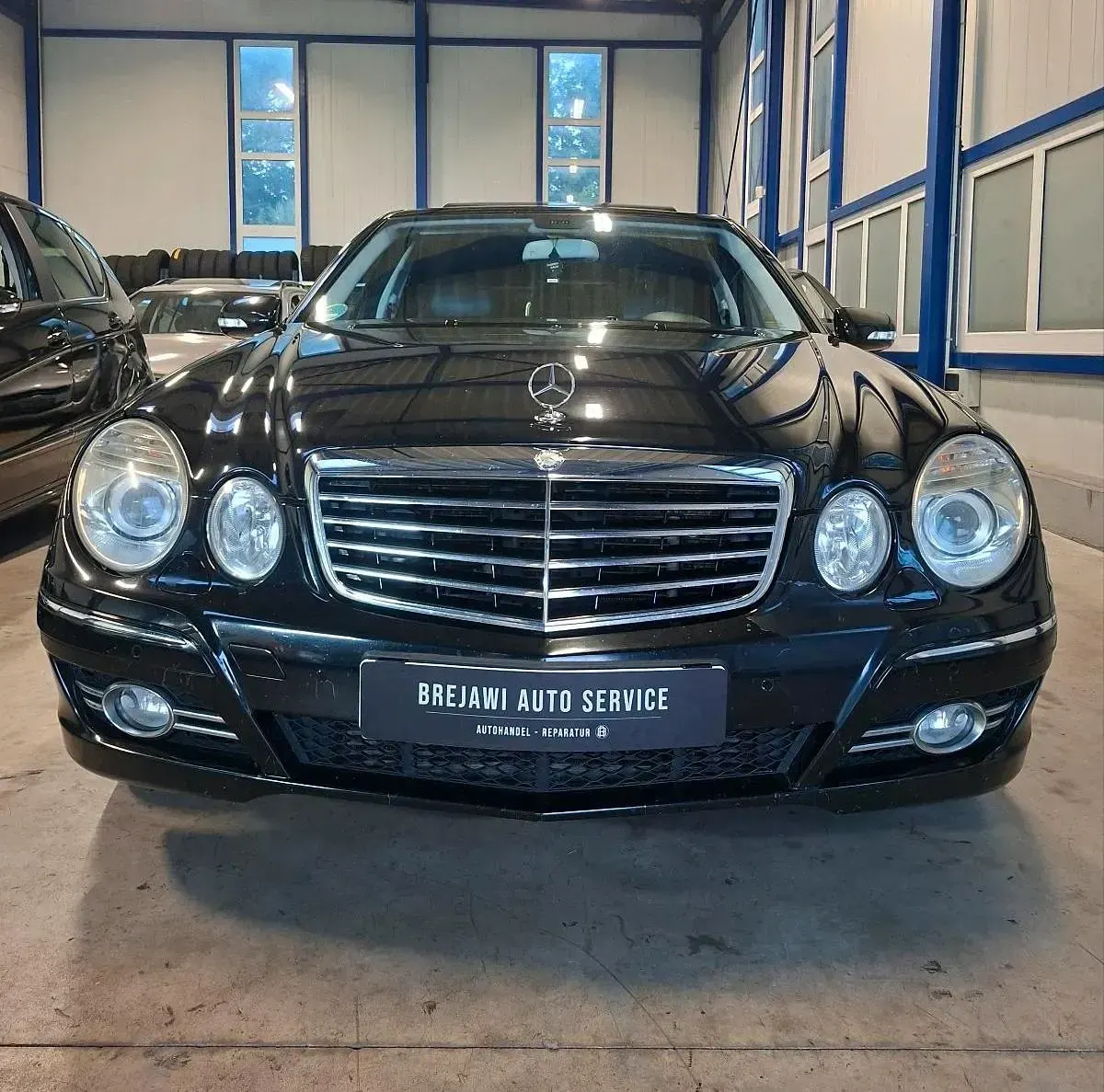 Gebraucht Mercedes E320 Sport 224 PS (164 kW) 2008 Schwarz Limousine