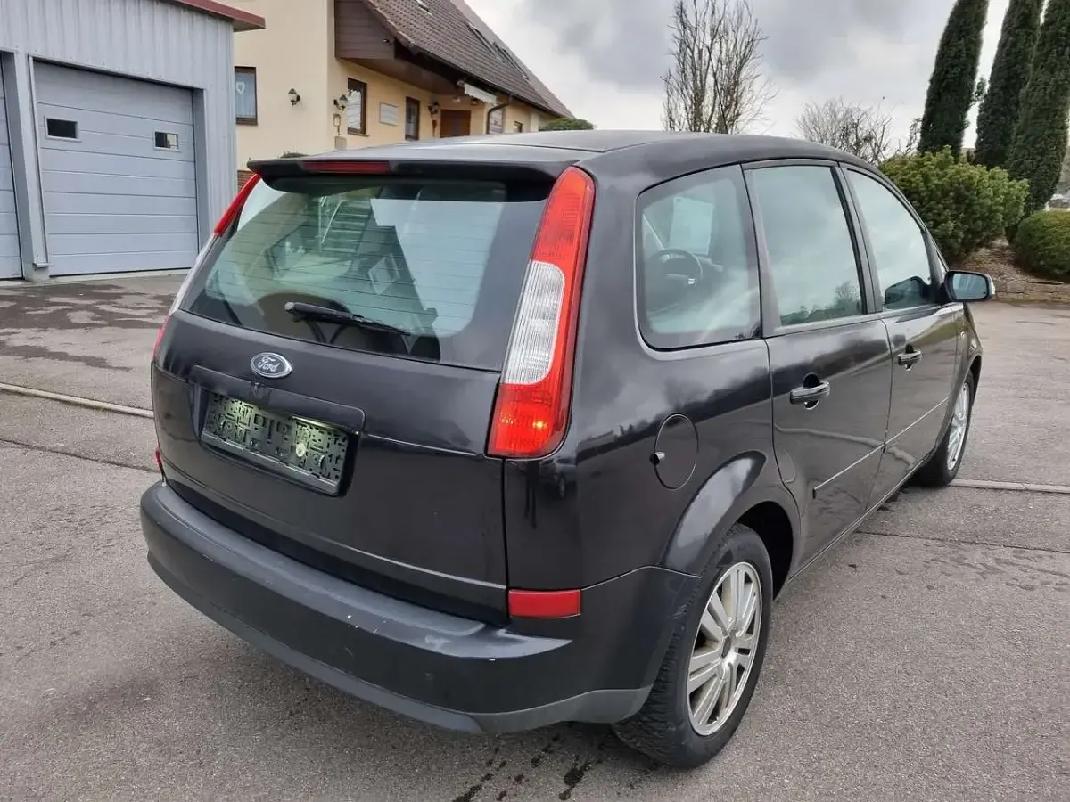 Gebraucht Ford Focus Ghia 145 PS (106 kW) 2005 Schwarz Kombi