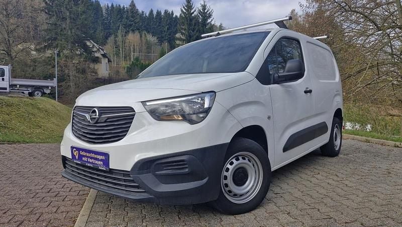 Gebraucht Opel Combo 110 PS (80 kW) 2021 Weiß Van / Kleinbus