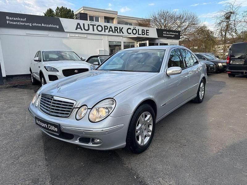 Gebraucht Mercedes E200 Elegance 122 PS (89 kW) 2005 Silber Limousine