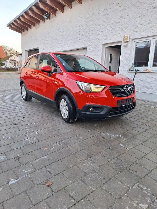 Rot Gebraucht 2018 Opel Crossland X SUV | 11.500 € (Fairer Preis) - Bild 1/4