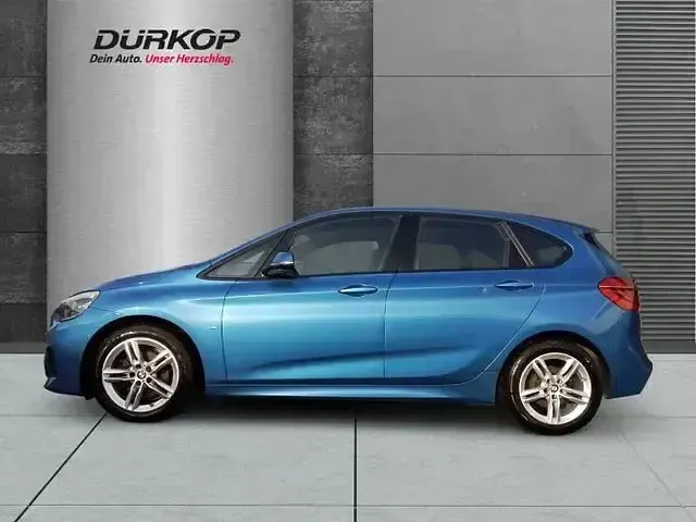 Gebraucht BMW 218 Active Tourer M Sport 150 PS (110 kW) 2018 Blau Van / Kleinbus