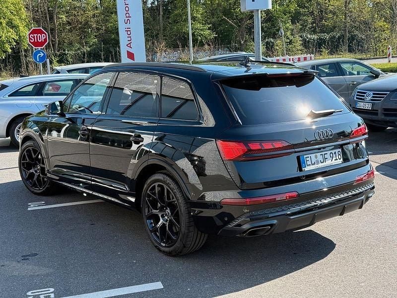 Gebraucht Audi Q7 S-Line 286 PS (210 kW) 2024 Schwarz SUV