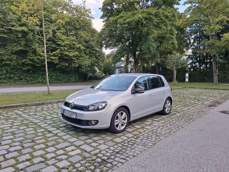Grau Gebraucht 2012 VW Golf VII Match Limousine | 6.200 € (Guter Preis) - Bild 1/4