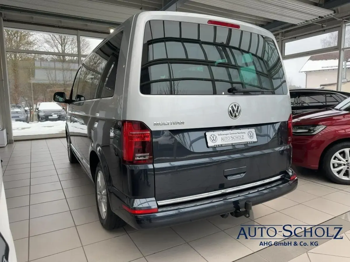 Używany VW Multivan Generation Six 204 KM (150 kW) 2022 Minivan