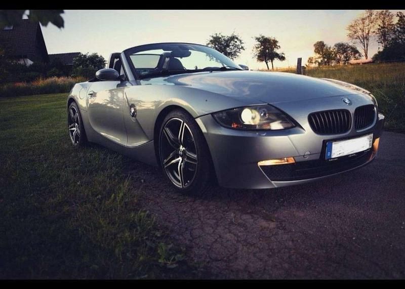 Silber Gebraucht 2006 BMW Z4 Cabrio | 9.200 € (Guter Preis) - Bild 1/4