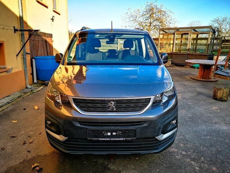 Gebraucht Peugeot Rifter Active 110 PS (80 kW) 2019 Grau Van / Kleinbus