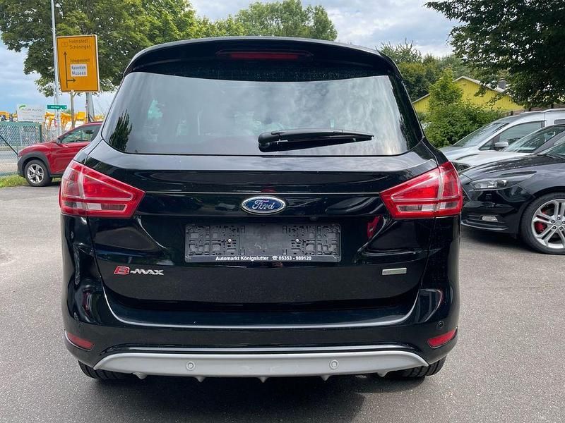 Gebraucht Ford B-MAX Titanium 140 PS (102 kW) 2016 Schwarz Van / Kleinbus