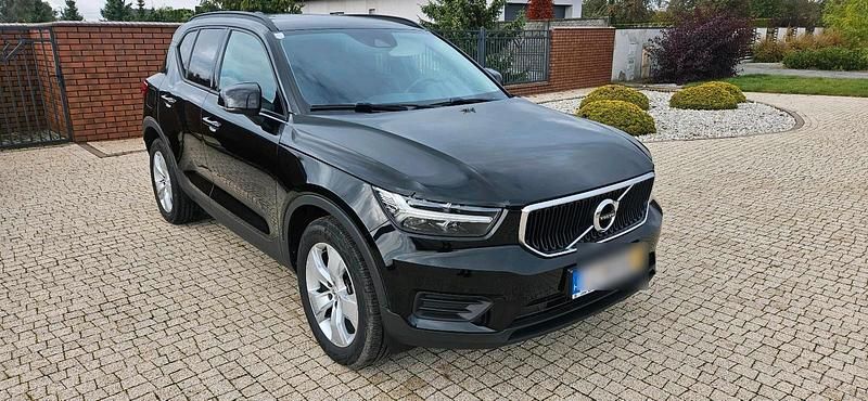 Schwarz Gebraucht 2020 Volvo XC40 SUV | 15.700 € (Superpreis) - Bild 1/4