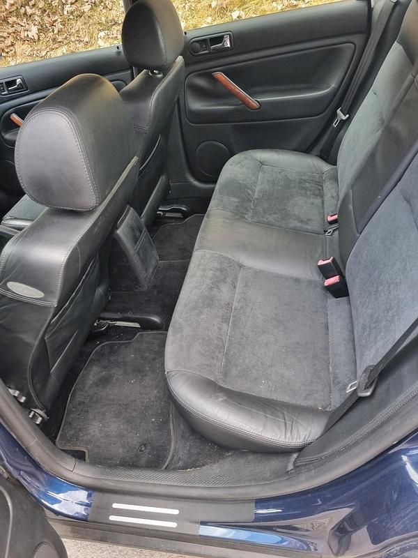 Usata VW Passat 150 CV (110 kW) 2003 Blu Berlina