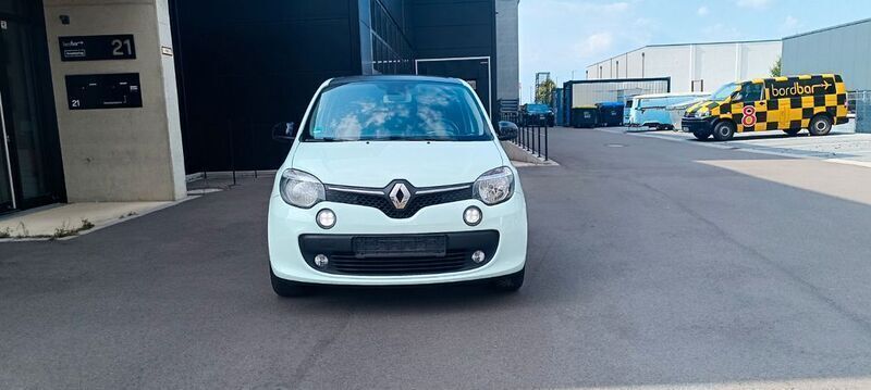 Grün Gebraucht 2017 Renault Twingo Kleinwagen | 6.500 € (Guter Preis) - Bild 1/4