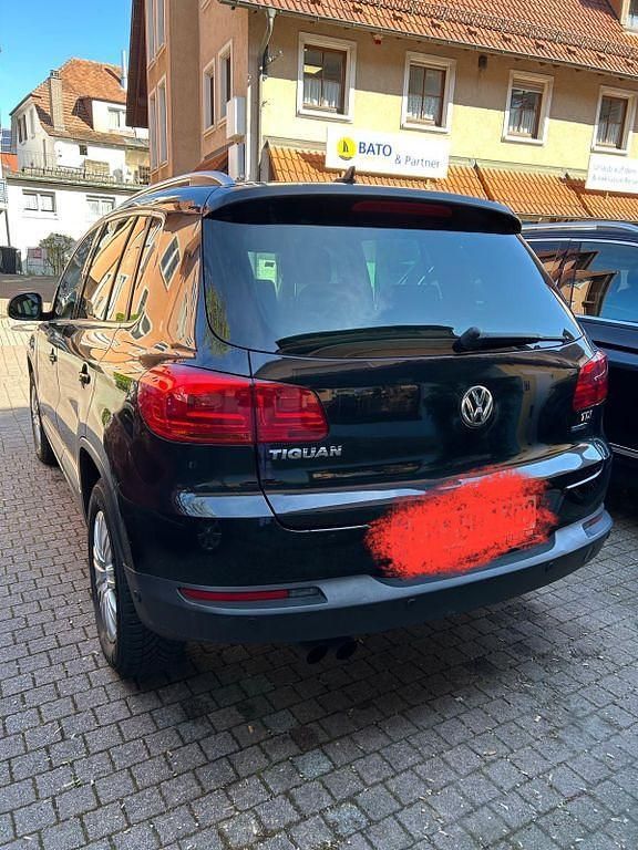 Gebraucht VW Tiguan 140 PS (102 kW) 2013 Schwarz SUV