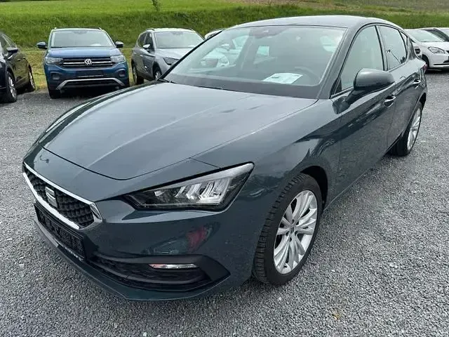 Gebraucht Seat Leon Style 116 PS (85 kW) 2024 Blau Limousine