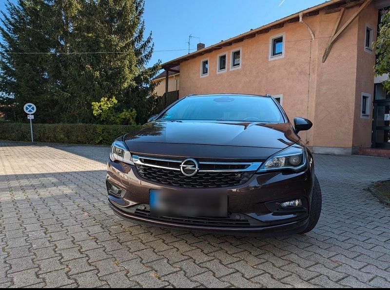 Gebraucht Opel Astra 136 PS (100 kW) 2016 Braun Kombi