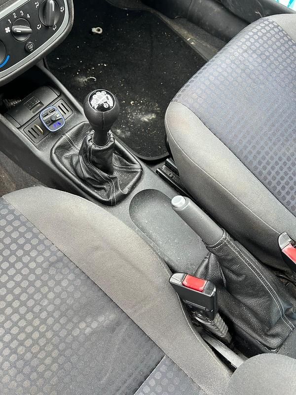 Gebraucht Opel Corsa Comfort 75 PS (55 kW) 2003 Silber Kleinwagen