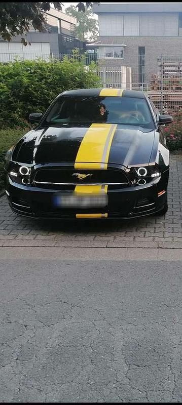 Gebraucht Ford Mustang 306 PS (225 kW) 2013 Schwarz Coupé