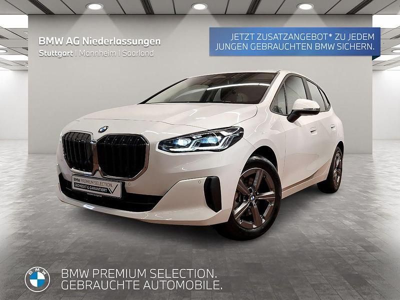 Weiß Gebraucht 2024 BMW 220 Active Tourer Efficient Dynamics Van / Kleinbus | 32.260 € (Fairer Preis) - Bild 1/3