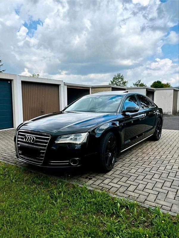 Schwarz Gebraucht 2011 Audi A8 Limousine | 12.900 € (Superpreis) - Bild 1/4