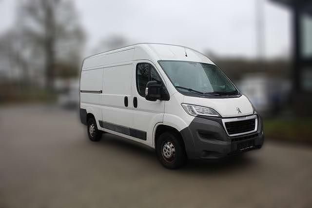 Gebraucht Peugeot Boxer 131 PS (96 kW) 2016 Van