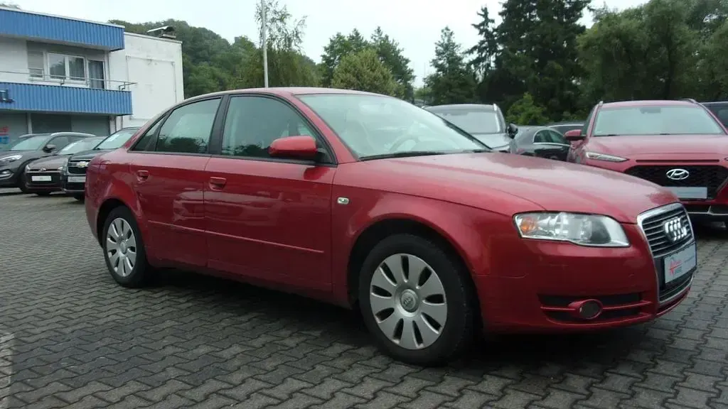 Gebraucht Audi A4 131 PS (96 kW) 2006 Rot Limousine