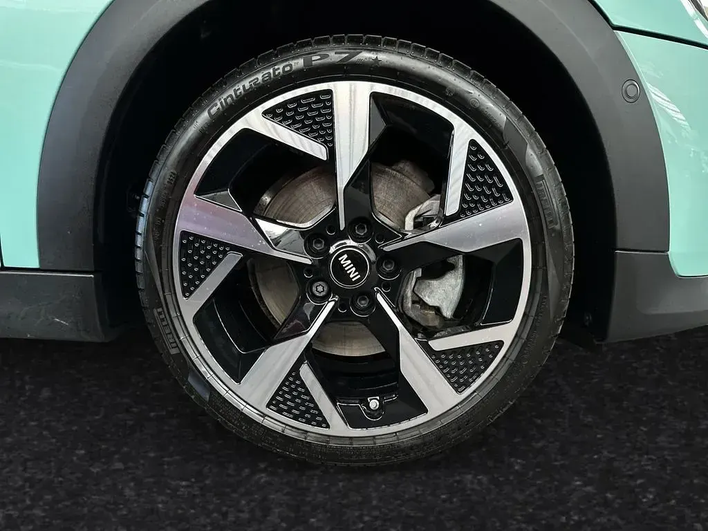 Gebraucht Mini Cooper 156 PS (114 kW) 2025 Grün Kleinwagen