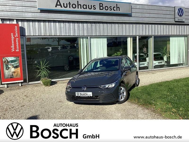 Uranograu Gebraucht 2022 VW Golf VIII Life Limousine | 17.650 € (Guter Preis) - Bild 1/4
