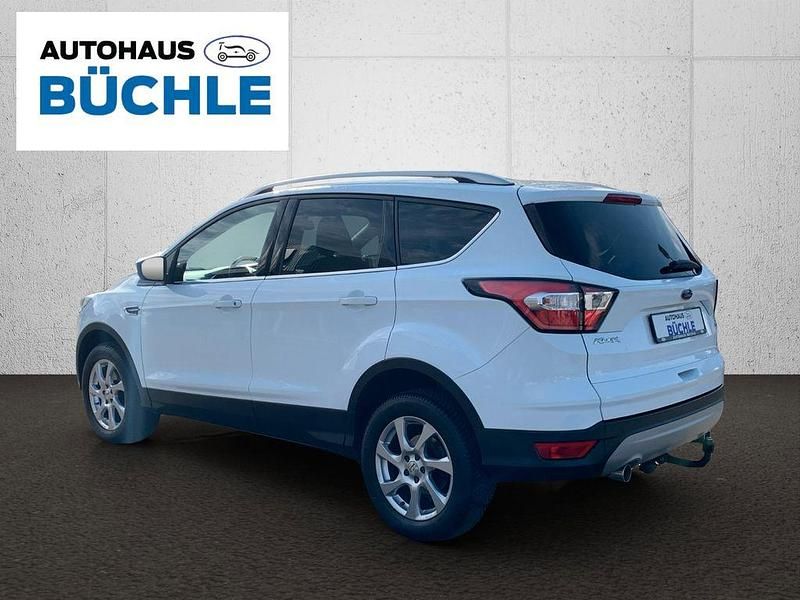 Gebraucht Ford Kuga Trend 150 PS (110 kW) 2019 Weiß SUV