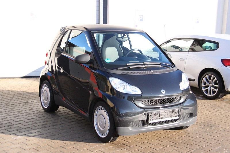 Gebraucht Smart ForTwo Coupé 61 PS (44 kW) 2012 Schwarz Coupé