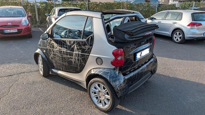 Gebraucht Smart ForTwo Cabrio Pulse 61 PS (44 kW) 2002 Schwarz Cabrio