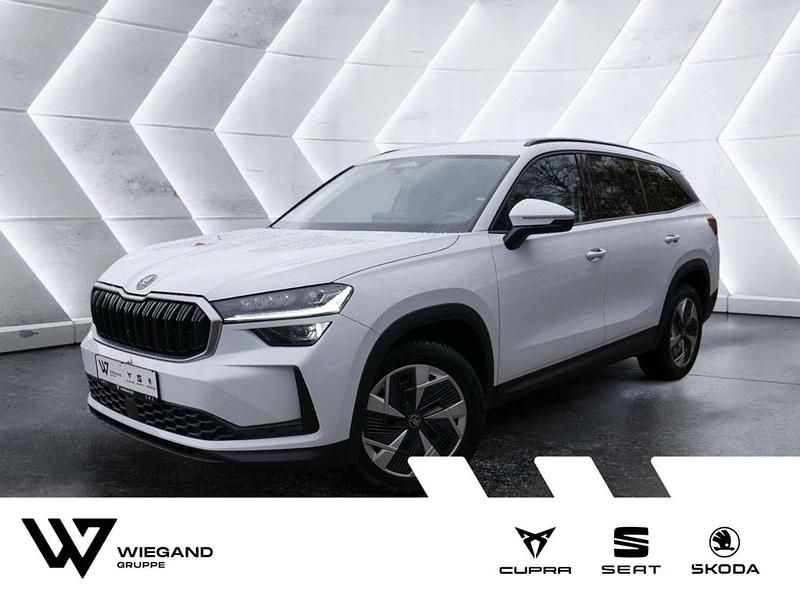 Gebraucht Skoda Kodiaq Selection 204 PS (150 kW) 2025 Moonweiß perleffekt SUV