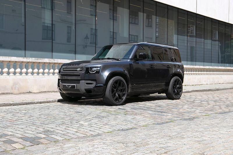 Grau Gebraucht 2023 Land Rover Defender SUV | 110.000 € (Fairer Preis) - Bild 1/4