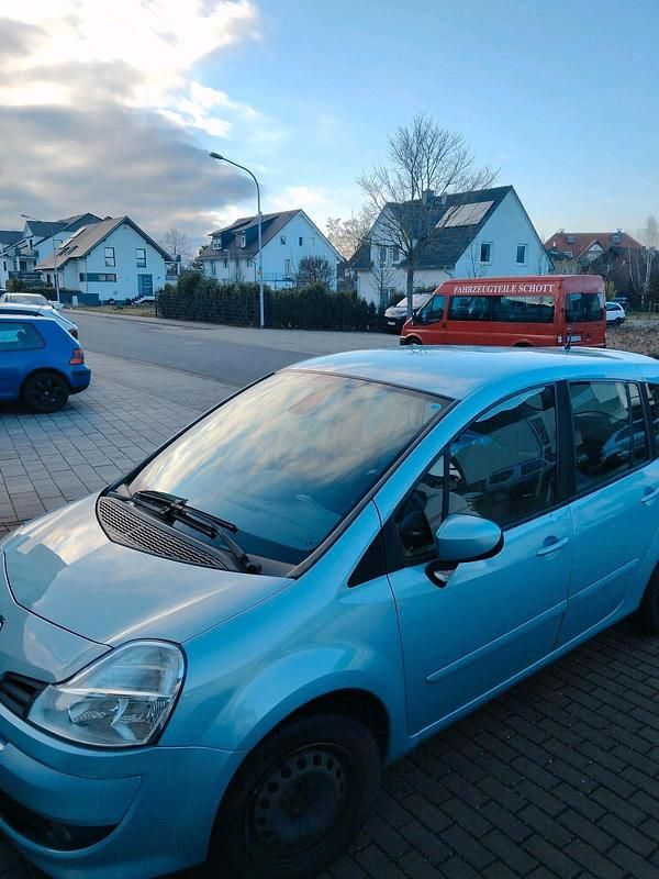 Gebraucht Renault Modus 100 PS (73 kW) 2008 Beige Van / Kleinbus