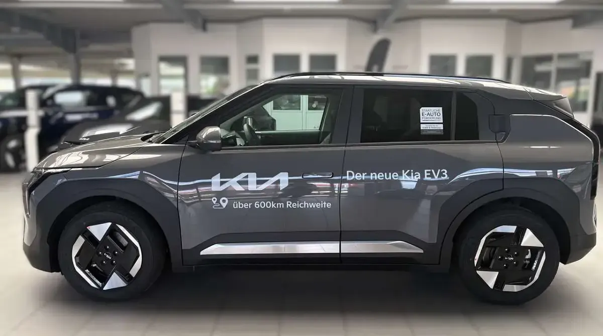 Nowe Kia EV3 Earth 150 kW (204 KM) 2026 Szary SUV