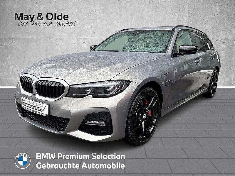 Gebraucht BMW 330e Performance 252 PS (185 kW) 2022 Grau Kombi