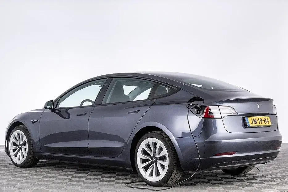 Usado Tesla Model 3 Long Range AWD 350 kW (476 CV) 2023 Gris Berlina