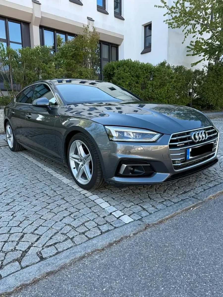 Gebraucht Audi A5 Sport 272 PS (200 kW) 2018 Grau Coupé