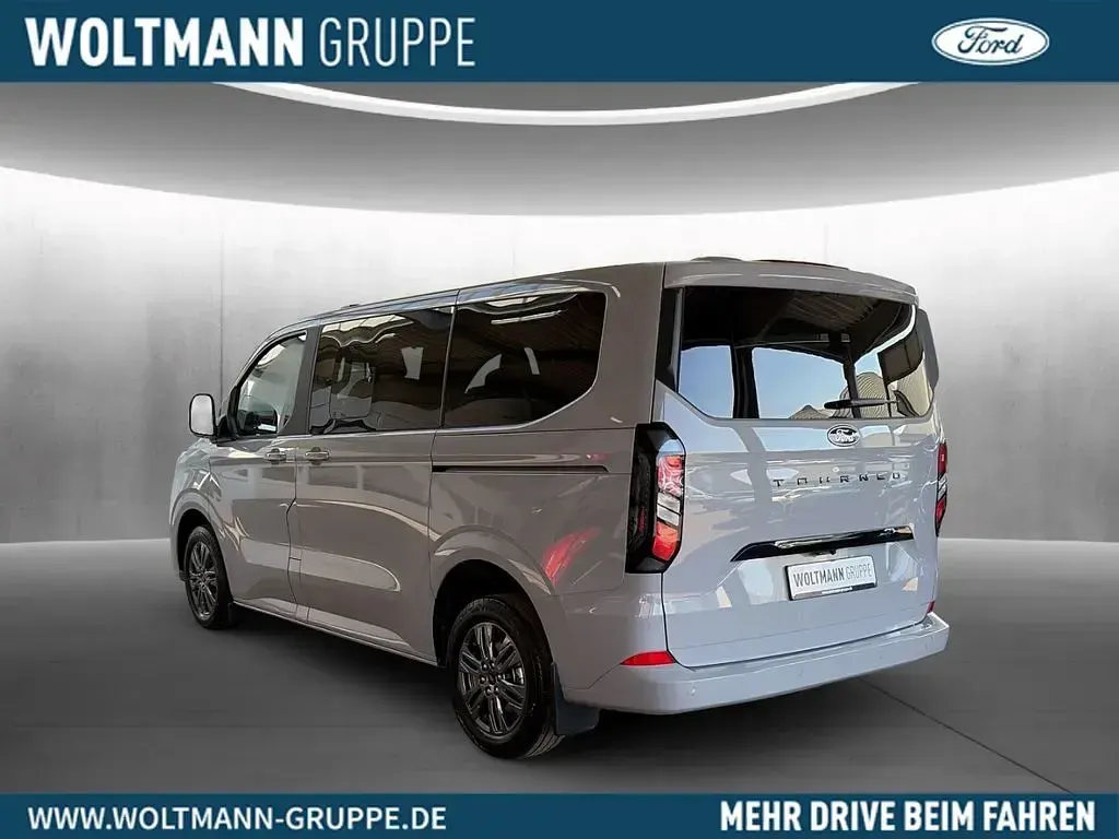 Neu Ford Tourneo Custom Titanium 170 PS (125 kW) 2026 Fancygrau Van