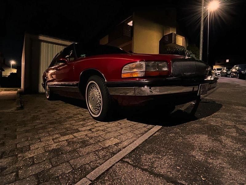Gebraucht Buick Park Avenue 173 PS (127 kW) 1992 Rot Limousine