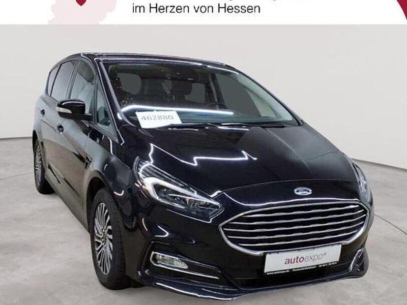 Obsidianschwarz metallic Gebraucht 2022 Ford S-MAX Trend Van / Kleinbus | 18.789 € (Superpreis) - Bild 1/4