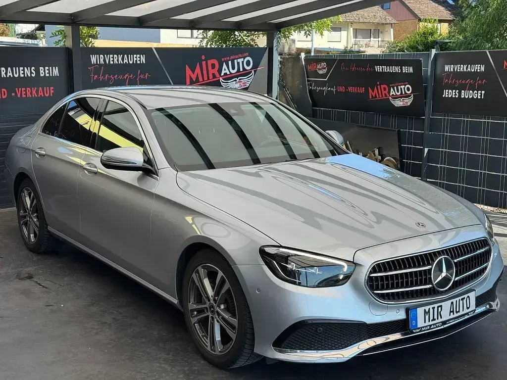 Gebraucht Mercedes 220 200 PS (147 kW) 2023 Silber Limousine