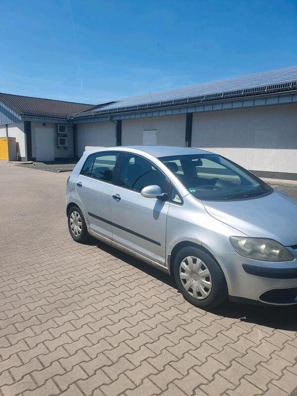Silber Gebraucht 2005 VW Golf V Limousine | 1.250 € (Superpreis) - Bild 1/4